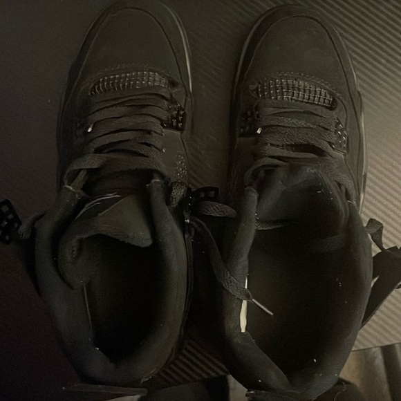 Jordan 4 Black Cats